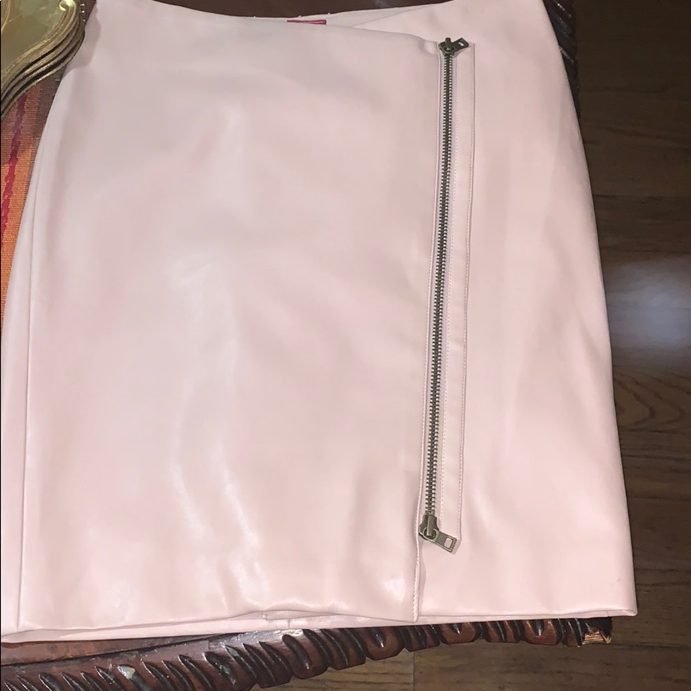 Leather skirt